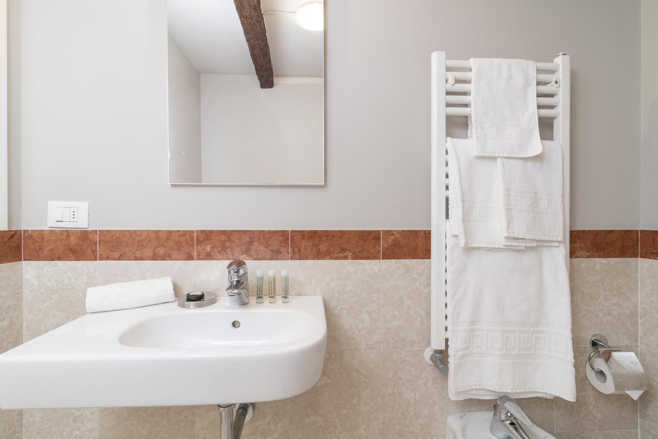 Ve.N.I.Ce Cera San Marco Terrace Apartment Venesia Bagian luar foto
